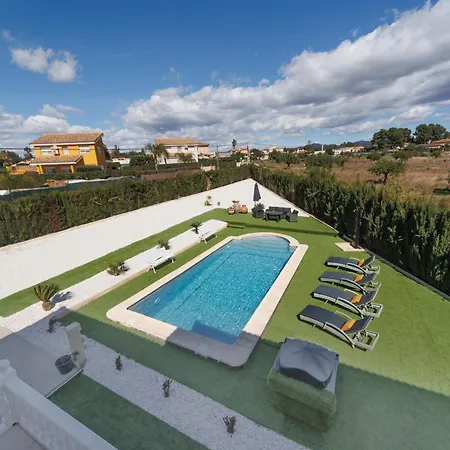 Luxury 20 Minutes From Valencia
