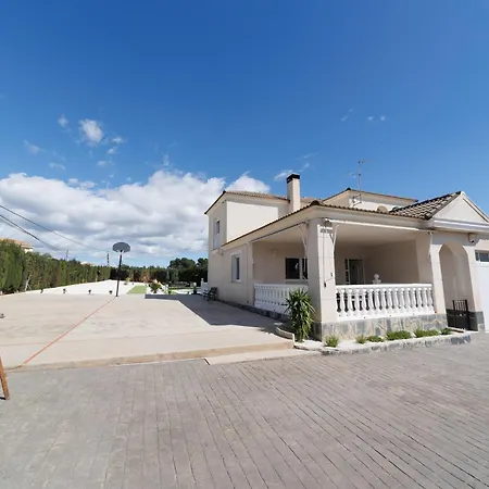 Luxury 20 Minutes From Valencia Holiday home *