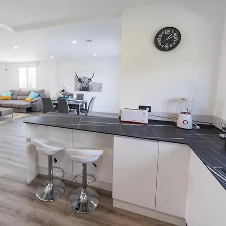 Holiday home Luxury 20 Minutes From Valencia Lliria